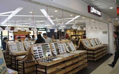 眼鏡店銷售如何提高客單價？5點方法技巧，有效提升業績